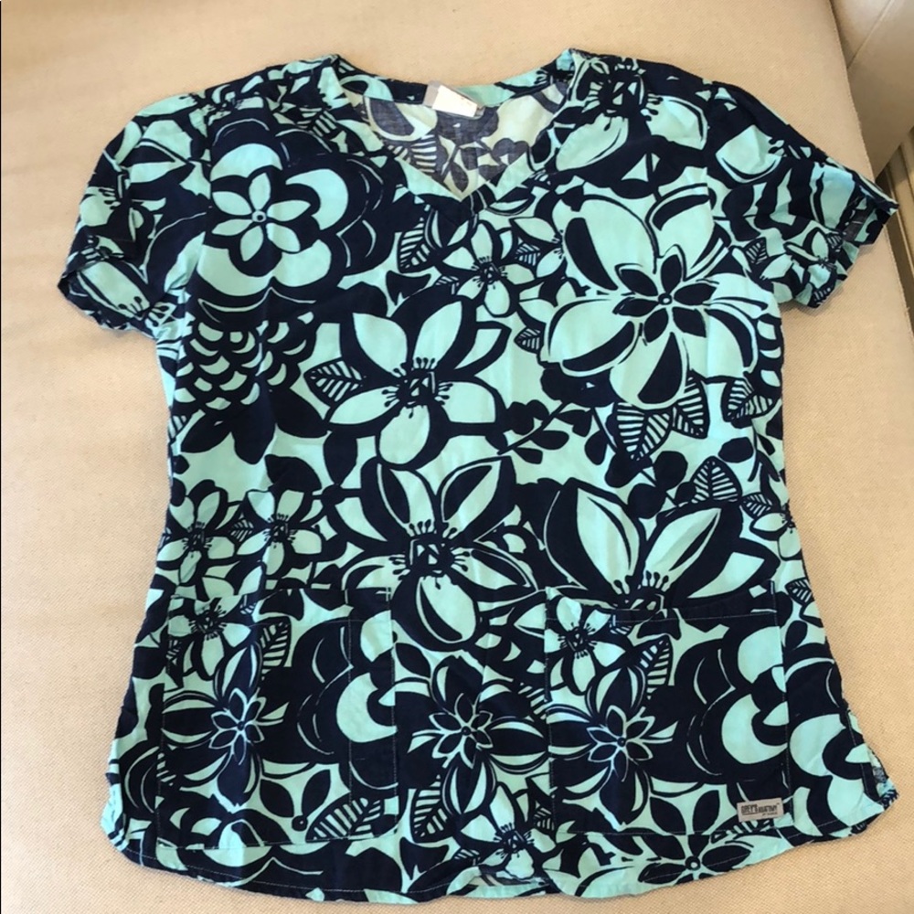 Scrub top